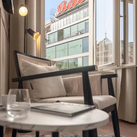 فندق Youngmann House 4*